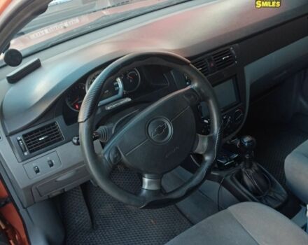 Бежевый Шевроле Лачетти, объемом двигателя 1.6 л и пробегом 203 тыс. км за 3700 $, фото 4 на Automoto.ua