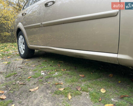 Бежевий Шевроле Лачетті, об'ємом двигуна 1.8 л та пробігом 253 тис. км за 3900 $, фото 9 на Automoto.ua