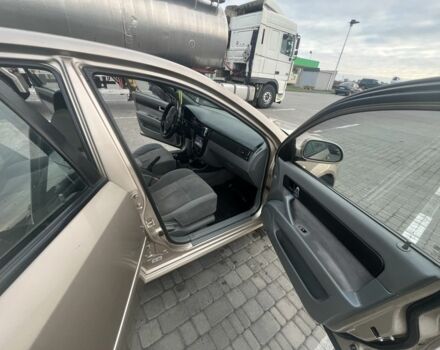 Шевроле Лачетти 2007 в Пирятине на Automoto.ua Бежевый Шевроле Лачетти, объемом двигателя 1.8 л и пробегом 320 тыс. км за 3500 $, фото 13 на Automoto.ua