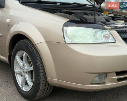 Бежевый Шевроле Лачетти, объемом двигателя 1.6 л и пробегом 230 тыс. км за 4200 $, фото 7 на Automoto.ua