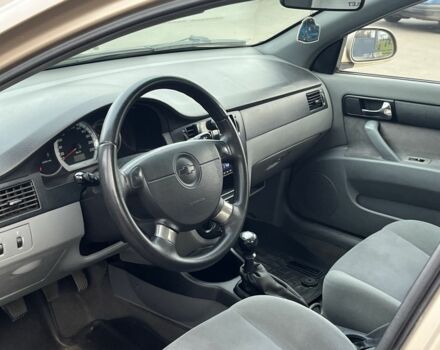 Бежевий Шевроле Лачетті, об'ємом двигуна 1.8 л та пробігом 200 тис. км за 3999 $, фото 8 на Automoto.ua