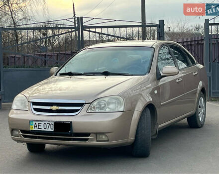 Бежевий Шевроле Лачетті, об'ємом двигуна 1.8 л та пробігом 200 тис. км за 3999 $, фото 2 на Automoto.ua