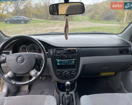 Бежевий Шевроле Лачетті, об'ємом двигуна 1.8 л та пробігом 253 тис. км за 3900 $, фото 16 на Automoto.ua