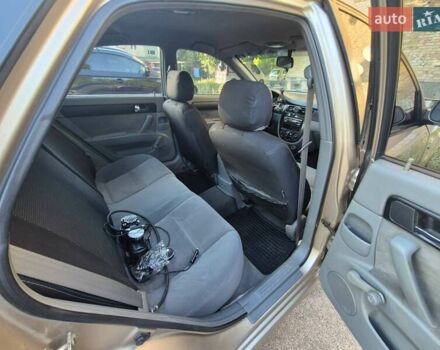 Бежевый Шевроле Лачетти, объемом двигателя 1.8 л и пробегом 233 тыс. км за 4000 $, фото 16 на Automoto.ua