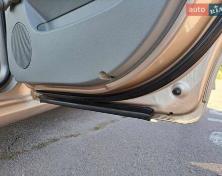 Бежевый Шевроле Лачетти, объемом двигателя 1.8 л и пробегом 126 тыс. км за 5800 $, фото 9 на Automoto.ua