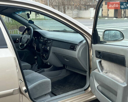 Бежевий Шевроле Лачетті, об'ємом двигуна 1.8 л та пробігом 200 тис. км за 3999 $, фото 9 на Automoto.ua