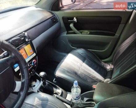 Бежевый Шевроле Лачетти, объемом двигателя 1.8 л и пробегом 282 тыс. км за 3800 $, фото 5 на Automoto.ua