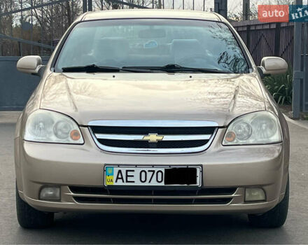 Бежевий Шевроле Лачетті, об'ємом двигуна 1.8 л та пробігом 200 тис. км за 3999 $, фото 1 на Automoto.ua