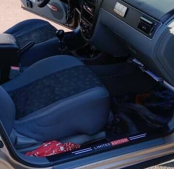 Бежевый Шевроле Лачетти, объемом двигателя 1.6 л и пробегом 233 тыс. км за 4300 $, фото 6 на Automoto.ua