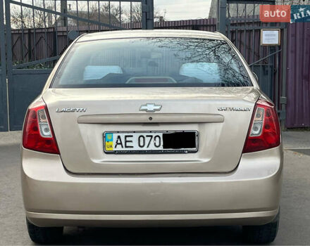 Бежевий Шевроле Лачетті, об'ємом двигуна 1.8 л та пробігом 200 тис. км за 3999 $, фото 4 на Automoto.ua