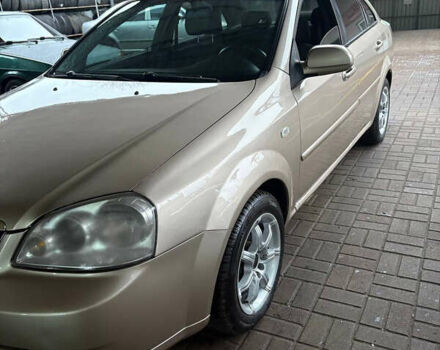 Бежевый Шевроле Лачетти, объемом двигателя 1.8 л и пробегом 320 тыс. км за 3700 $, фото 1 на Automoto.ua