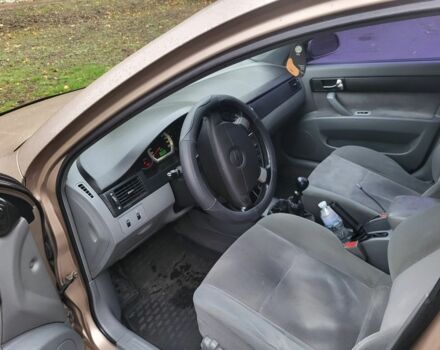 Бежевый Шевроле Лачетти, объемом двигателя 1.8 л и пробегом 167 тыс. км за 3700 $, фото 4 на Automoto.ua