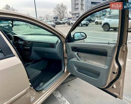 Бежевый Шевроле Лачетти, объемом двигателя 1.6 л и пробегом 196 тыс. км за 3950 $, фото 26 на Automoto.ua