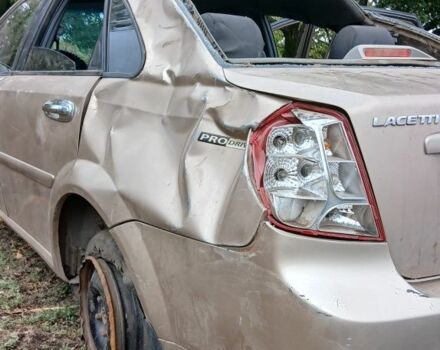 Бежевий Шевроле Лачетті, об'ємом двигуна 1.8 л та пробігом 300 тис. км за 960 $, фото 2 на Automoto.ua