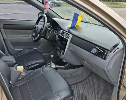 Бежевый Шевроле Лачетти, объемом двигателя 1.8 л и пробегом 213 тыс. км за 5450 $, фото 8 на Automoto.ua