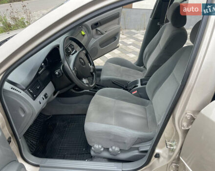 Бежевий Шевроле Лачетті, об'ємом двигуна 1.6 л та пробігом 140 тис. км за 5200 $, фото 44 на Automoto.ua