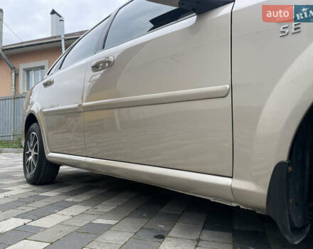 Бежевий Шевроле Лачетті, об'ємом двигуна 1.6 л та пробігом 140 тис. км за 5200 $, фото 26 на Automoto.ua