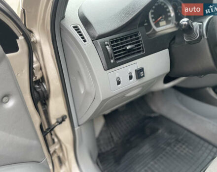 Бежевий Шевроле Лачетті, об'ємом двигуна 1.6 л та пробігом 140 тис. км за 5200 $, фото 48 на Automoto.ua