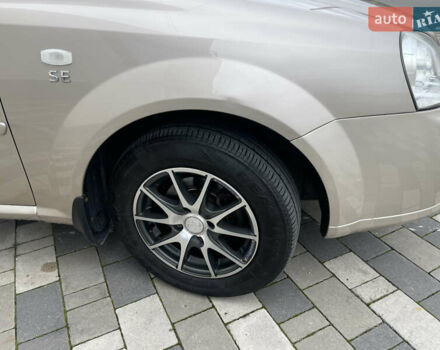 Бежевий Шевроле Лачетті, об'ємом двигуна 1.6 л та пробігом 140 тис. км за 5200 $, фото 23 на Automoto.ua