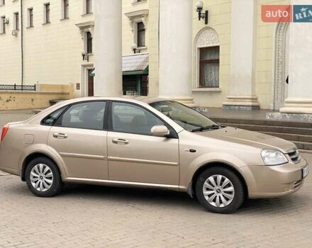 Бежевый Шевроле Лачетти, объемом двигателя 1.8 л и пробегом 250 тыс. км за 3100 $, фото 3 на Automoto.ua