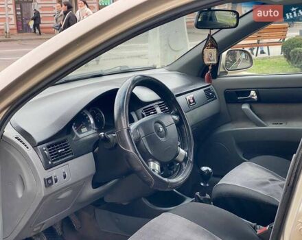 Бежевый Шевроле Лачетти, объемом двигателя 1.8 л и пробегом 250 тыс. км за 3100 $, фото 9 на Automoto.ua