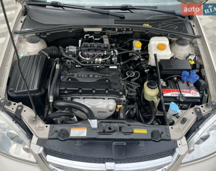 Бежевий Шевроле Лачетті, об'ємом двигуна 1.6 л та пробігом 140 тис. км за 5200 $, фото 69 на Automoto.ua