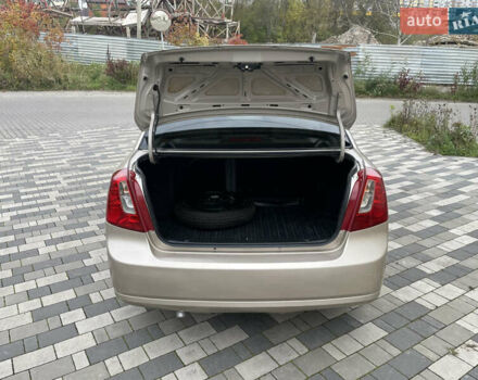 Бежевий Шевроле Лачетті, об'ємом двигуна 1.6 л та пробігом 140 тис. км за 5200 $, фото 65 на Automoto.ua