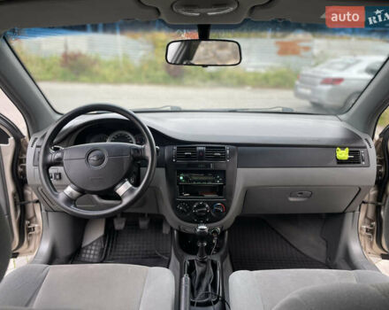 Бежевий Шевроле Лачетті, об'ємом двигуна 1.6 л та пробігом 140 тис. км за 5200 $, фото 62 на Automoto.ua