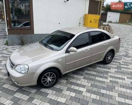 Бежевий Шевроле Лачетті, об'ємом двигуна 1.6 л та пробігом 140 тис. км за 5200 $, фото 32 на Automoto.ua