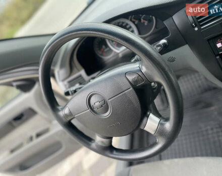 Бежевий Шевроле Лачетті, об'ємом двигуна 1.6 л та пробігом 140 тис. км за 5200 $, фото 64 на Automoto.ua