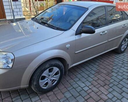 Бежевий Шевроле Лачетті, об'ємом двигуна 1.6 л та пробігом 205 тис. км за 4600 $, фото 2 на Automoto.ua