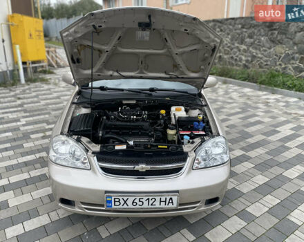 Бежевий Шевроле Лачетті, об'ємом двигуна 1.6 л та пробігом 140 тис. км за 5200 $, фото 68 на Automoto.ua