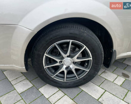 Бежевий Шевроле Лачетті, об'ємом двигуна 1.6 л та пробігом 140 тис. км за 5200 $, фото 19 на Automoto.ua