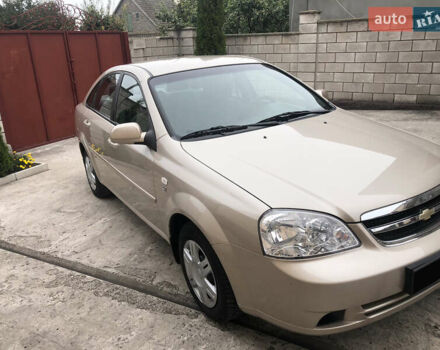 Шевроле Лачетти 2011 в Каменское - Днепродзержинск на Automoto.ua Бежевый Шевроле Лачетти, объемом двигателя 1.6 л и пробегом 116 тыс. км за 6200 $, фото 2 на Automoto.ua