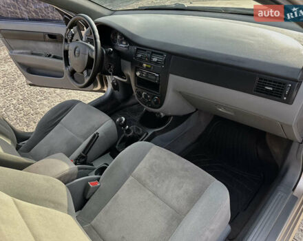 Бежевый Шевроле Лачетти, объемом двигателя 1.6 л и пробегом 121 тыс. км за 5200 $, фото 20 на Automoto.ua