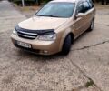 Бежевый Шевроле Лачетти, объемом двигателя 1.8 л и пробегом 260 тыс. км за 3900 $, фото 1 на Automoto.ua