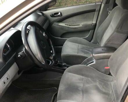 Бежевий Шевроле Лачетті, об'ємом двигуна 1.8 л та пробігом 295 тис. км за 3500 $, фото 4 на Automoto.ua