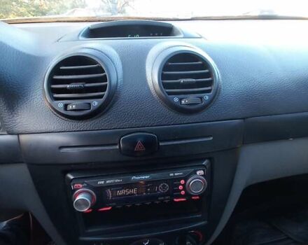 Бежевий Шевроле Лачетті, об'ємом двигуна 1.8 л та пробігом 249 тис. км за 4500 $, фото 3 на Automoto.ua