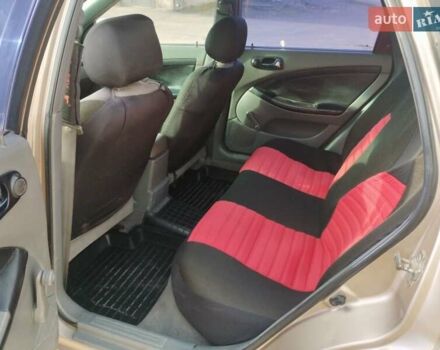 Бежевый Шевроле Лачетти, объемом двигателя 1.8 л и пробегом 423 тыс. км за 3700 $, фото 1 на Automoto.ua