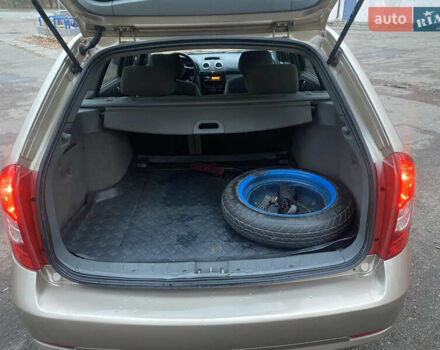 Бежевий Шевроле Лачетті, об'ємом двигуна 1.8 л та пробігом 380 тис. км за 2899 $, фото 7 на Automoto.ua