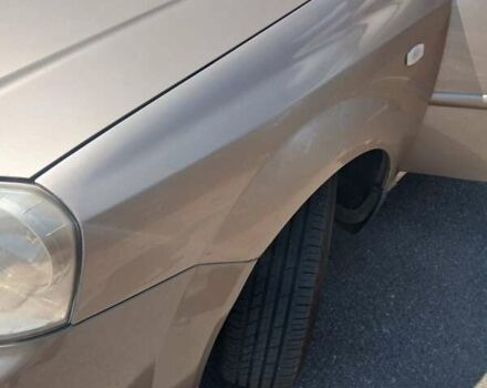 Бежевый Шевроле Лачетти, объемом двигателя 1.8 л и пробегом 240 тыс. км за 5200 $, фото 3 на Automoto.ua