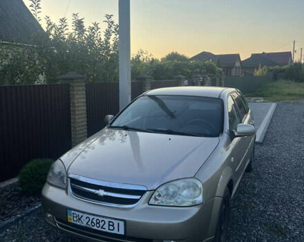 Бежевий Шевроле Лачетті, об'ємом двигуна 1.8 л та пробігом 291 тис. км за 3500 $, фото 1 на Automoto.ua