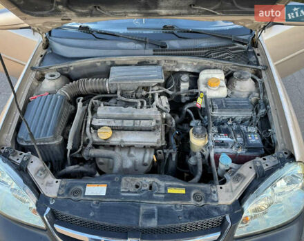 Бежевый Шевроле Лачетти, объемом двигателя 1.8 л и пробегом 228 тыс. км за 3300 $, фото 22 на Automoto.ua