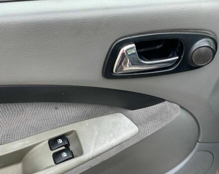 Бежевый Шевроле Лачетти, объемом двигателя 1.8 л и пробегом 240 тыс. км за 4600 $, фото 12 на Automoto.ua