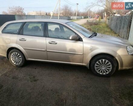 Бежевий Шевроле Лачетті, об'ємом двигуна 1.8 л та пробігом 182 тис. км за 4300 $, фото 2 на Automoto.ua