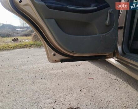 Бежевый Шевроле Лачетти, объемом двигателя 1.8 л и пробегом 423 тыс. км за 3700 $, фото 4 на Automoto.ua