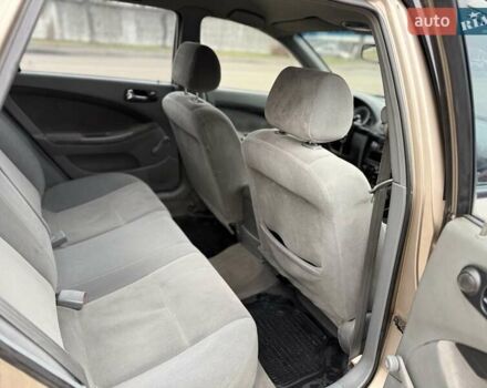 Бежевий Шевроле Лачетті, об'ємом двигуна 1.8 л та пробігом 220 тис. км за 3000 $, фото 8 на Automoto.ua