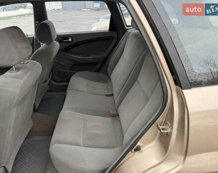 Бежевый Шевроле Лачетти, объемом двигателя 1.8 л и пробегом 220 тыс. км за 3000 $, фото 8 на Automoto.ua