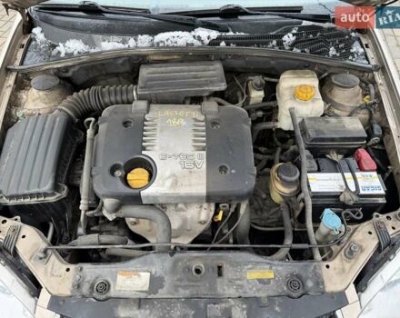 Бежевый Шевроле Лачетти, объемом двигателя 1.8 л и пробегом 220 тыс. км за 3000 $, фото 2 на Automoto.ua