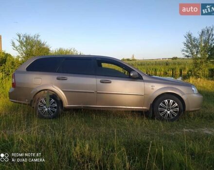 Бежевый Шевроле Лачетти, объемом двигателя 1.8 л и пробегом 300 тыс. км за 4500 $, фото 2 на Automoto.ua